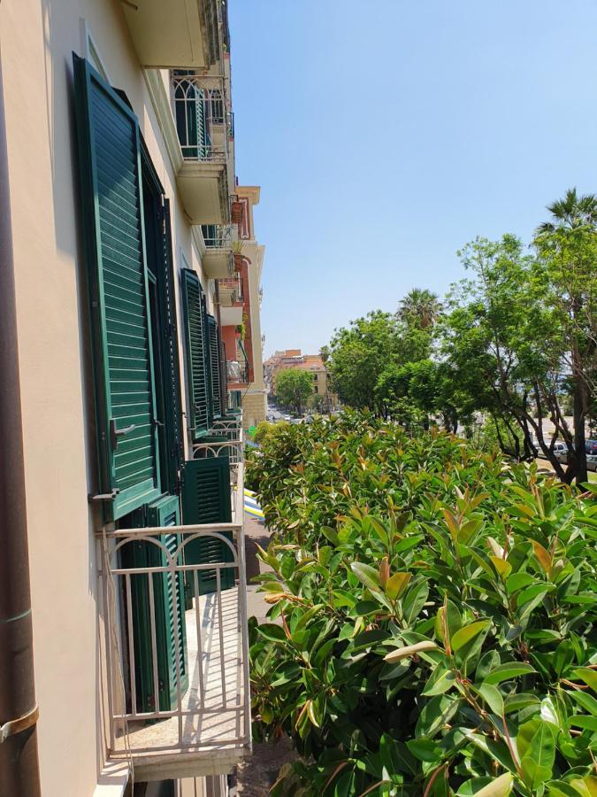 B&B D'Angleterre Salerno Exterior foto
