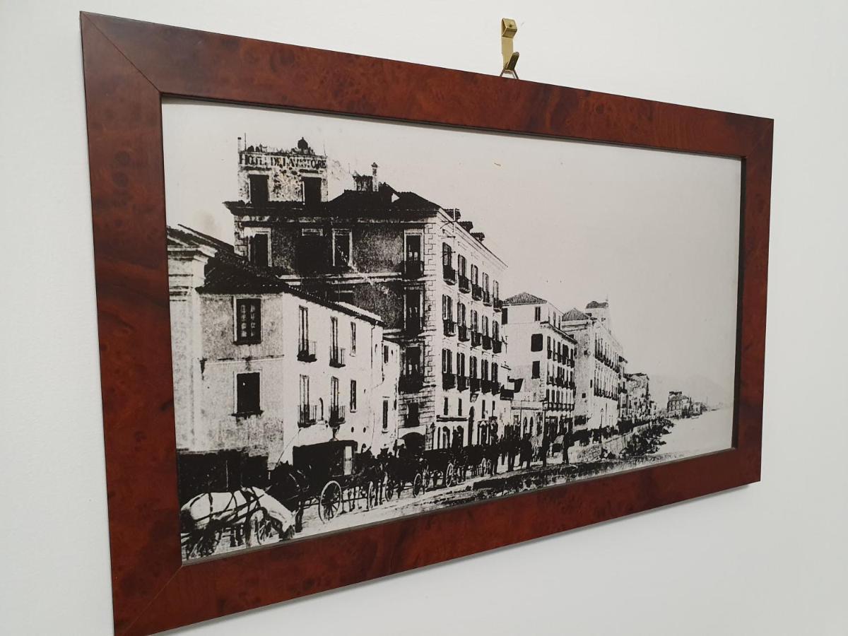 B&B D'Angleterre Salerno Exterior foto