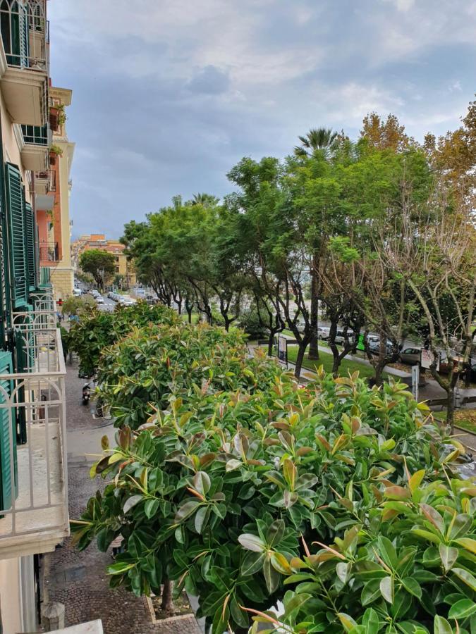 B&B D'Angleterre Salerno Exterior foto