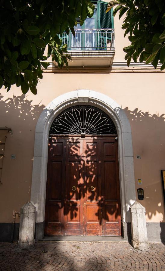 B&B D'Angleterre Salerno Exterior foto