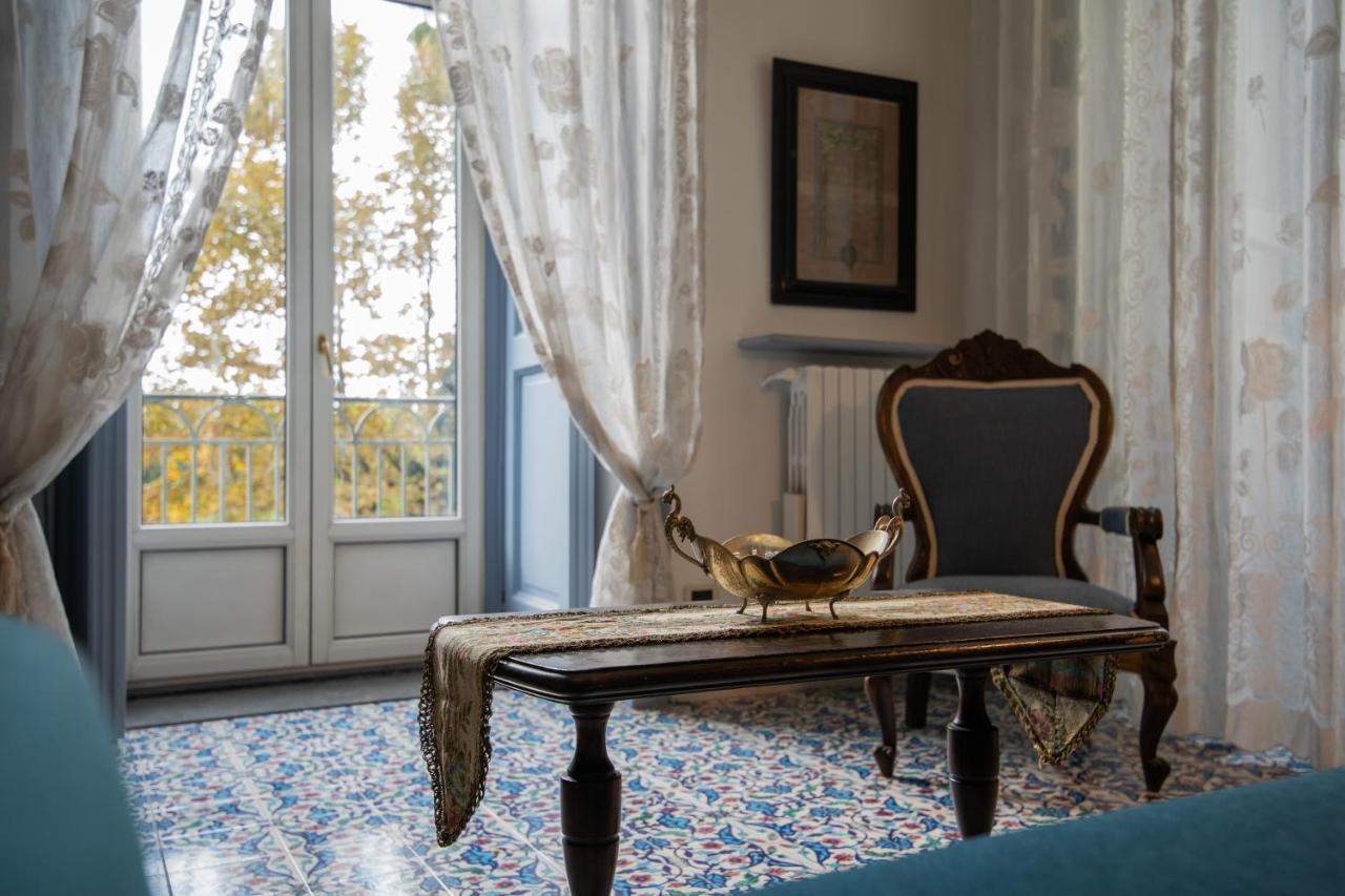 B&B D'Angleterre Salerno Exterior foto